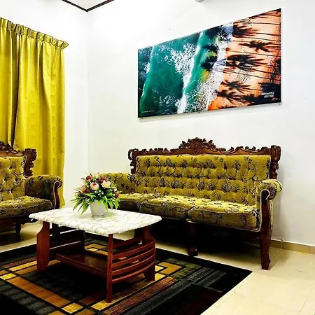Homestay Aza Tj Kampong Tuan Mandak Exterior photo